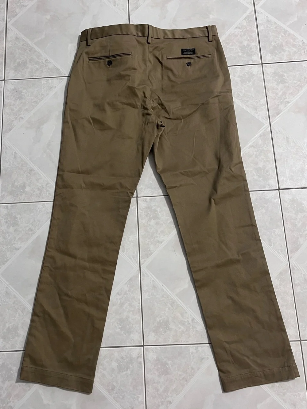 Banana Republic Aiden Chino Pants